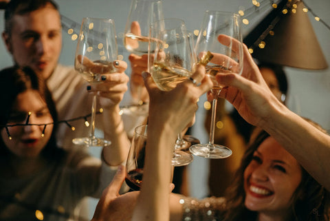 Friday Bubbles - das Sekt Abo für Firmen Lizenz zum Genießen