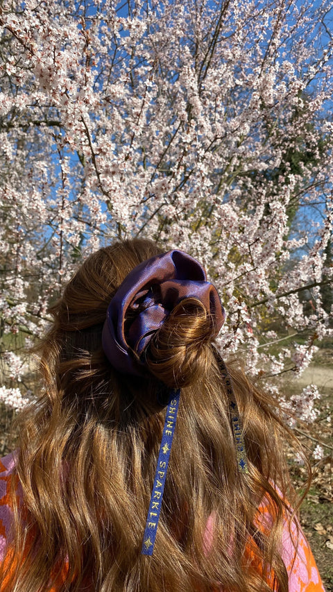 Haargummi/Zopfgummi in dunkelblau, SHINE & SPARKLE Lizenz zum Genießen