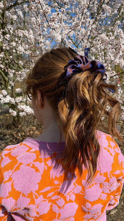 Haargummi/Zopfgummi in dunkelblau, SHINE & SPARKLE Lizenz zum Genießen