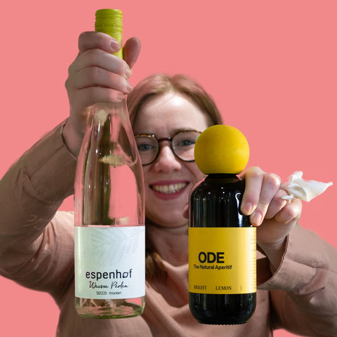 Der ODE Lemon Spritz: ODE The Natural Aperitif Bright Lemon + "Weiße Perlen" Secco ODE Berlin