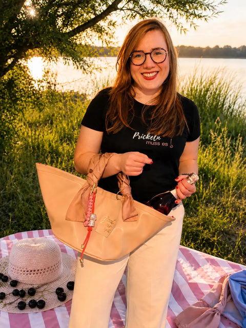 Rosé Lover - Design-Handtasche aus italienischem Weinleder Sekterlebnis