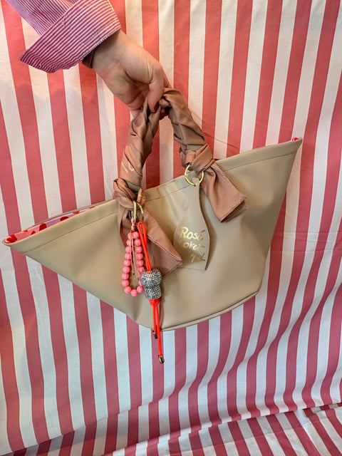 Upcycling Schlüsselanhänger Sektkorken mit Strasssteinen Lizenz zum Genießen